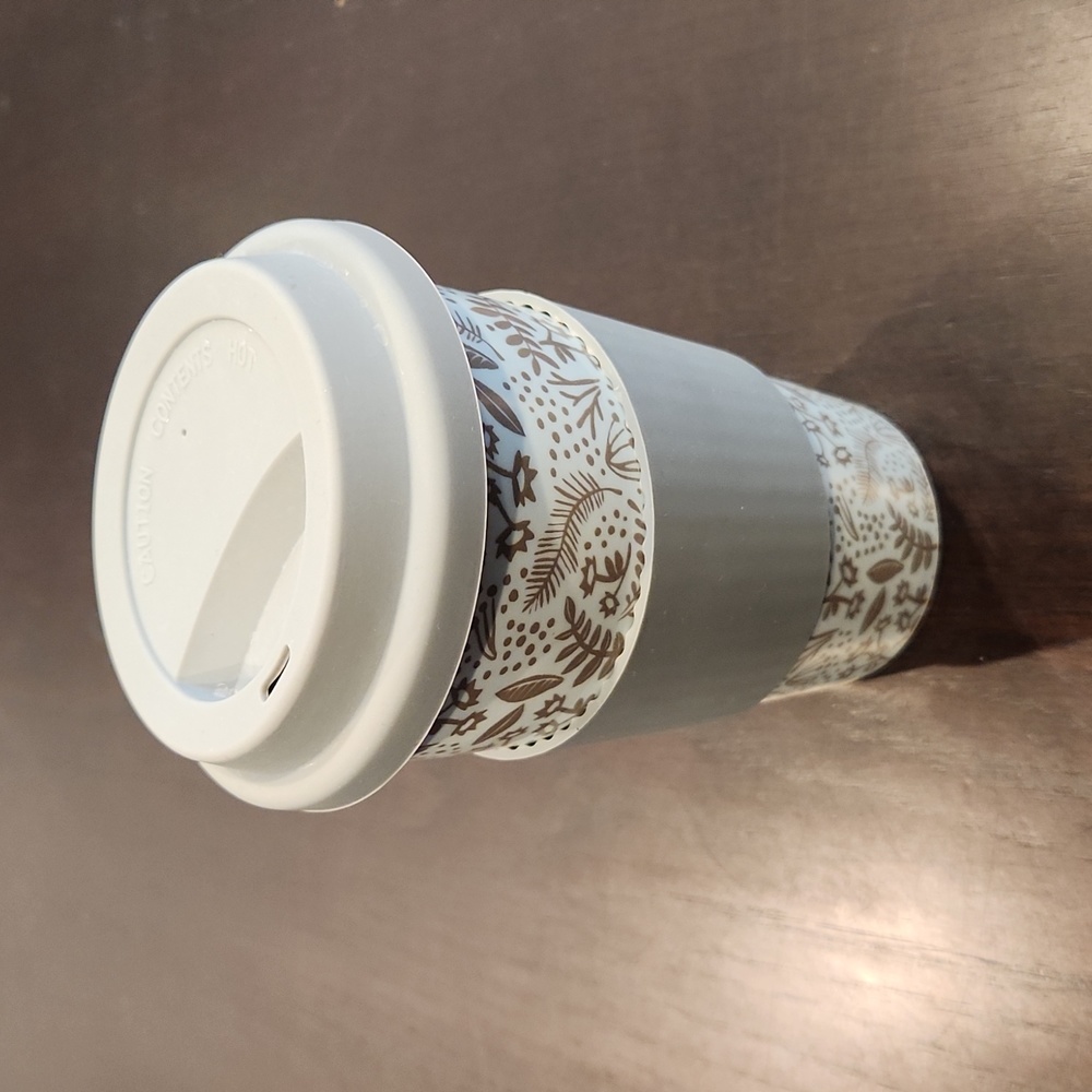 Lidded coffee cup, NEW